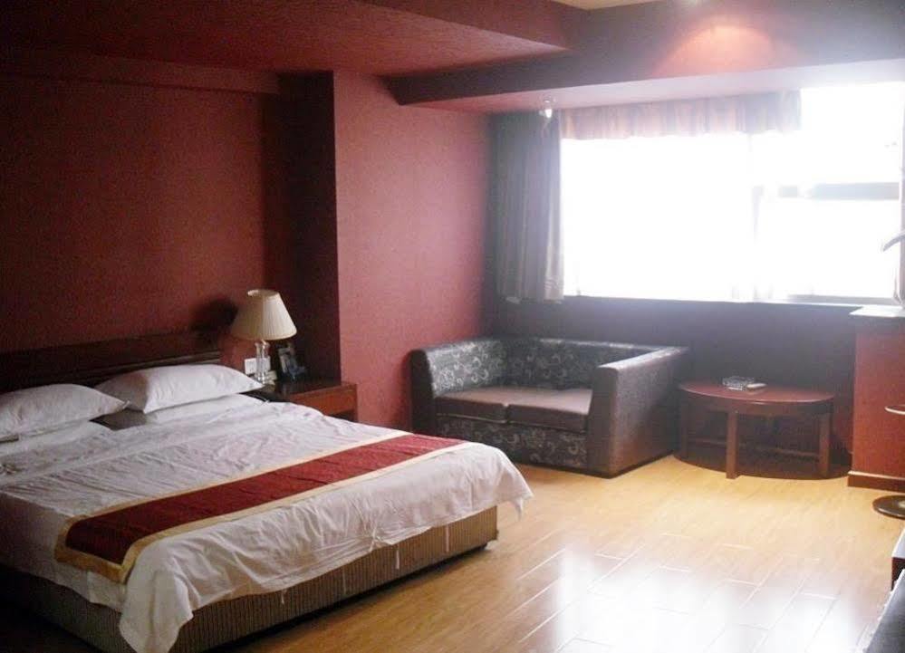 Chongqing Tianshun Hotel 外观 照片